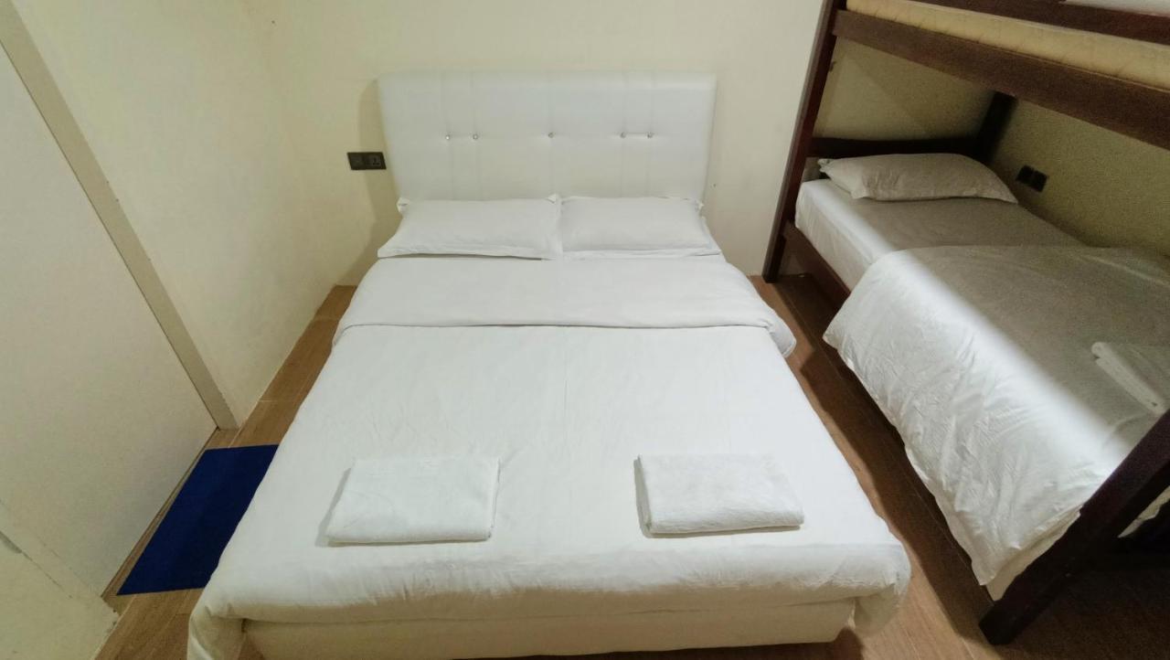 Oyo 90457 Borneo Eco-House Hashtag 12 Boutique Hotel كوتا كينابالو المظهر الخارجي الصورة